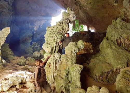 Senderismo Chiapas Explorando cuevas